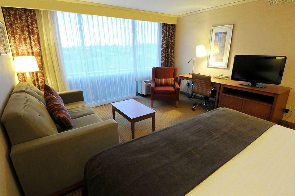 คราวน์ พลาซา พอร์ตแลนด์ - เลคออสเวโก Hotel เลคออสวีโก ภายนอก รูปภาพ